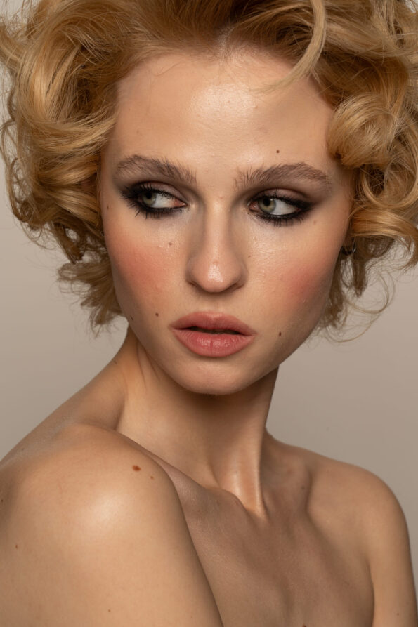 Portrait Beauty RAWs photos