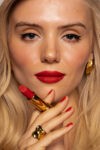 Cover Rouge Frame RAW photos